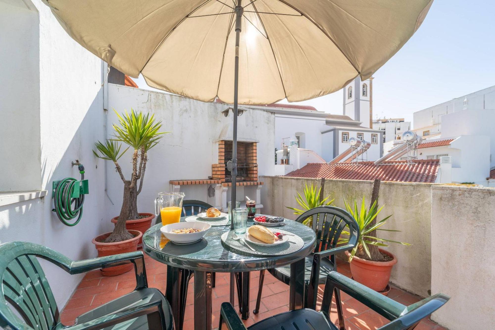 Lena'S Beach House By Hellovacations Albufeira Exterior foto